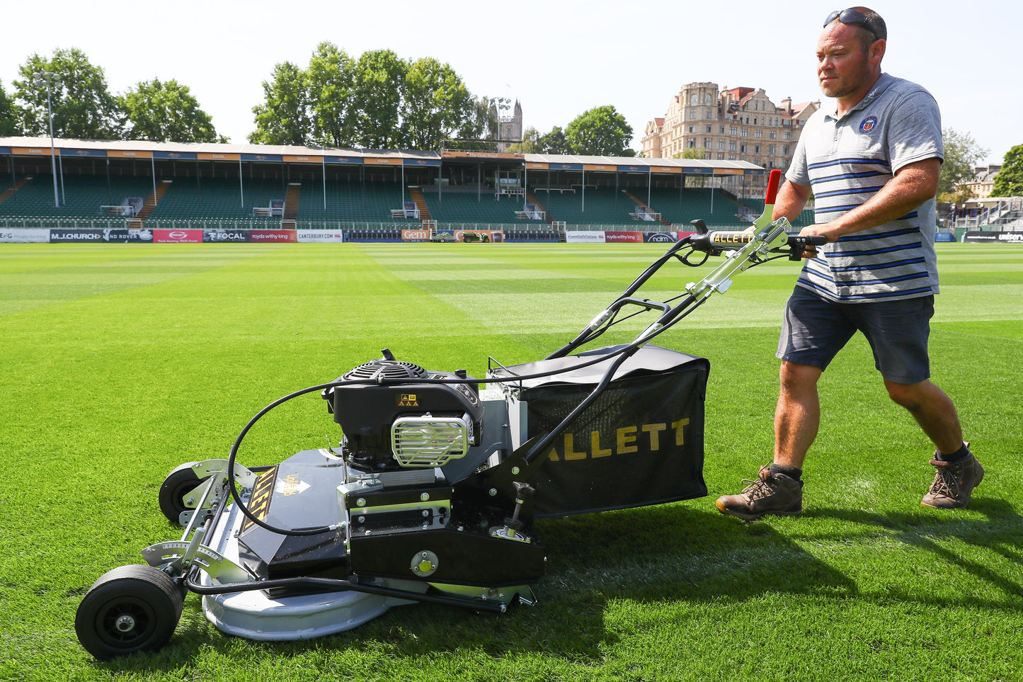 Allett Uplift 86 Vakuum-Stadion-Sichelmäher