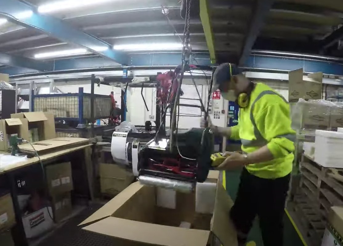 Video laden: Die Herstellung eines Allett Sandringham am Fließband